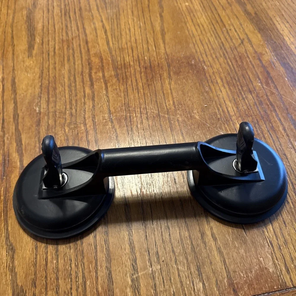 Double Suction Cup‎ Lifter 4-5/8 In. Diameter Up To 200LBS Glass, Tiles, Etc.